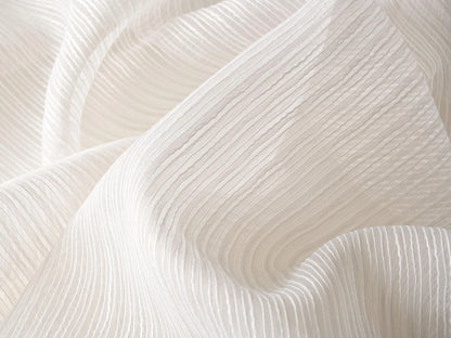 Broad Peak Fabric by Pierre Frey in Neve (F3601001)