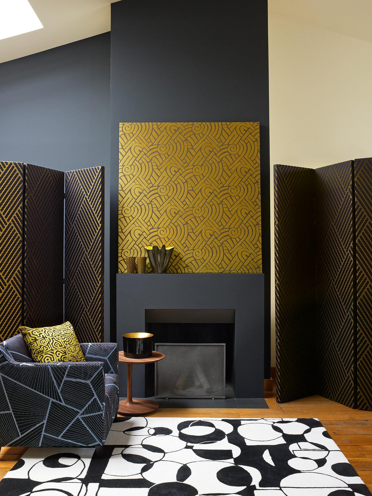 Bulles Rug by Pierre Frey shown in a room setting (view 1)
