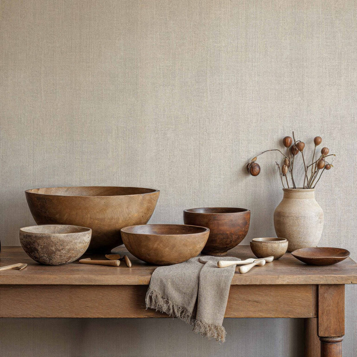 Cáñamo wallpaper by Coordonné in 1, shown in a styled room