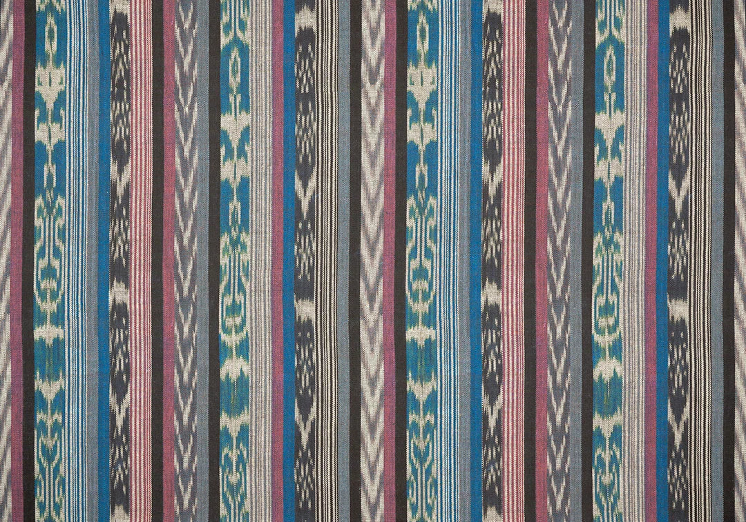 Caprus Wallpaper by Pierre Frey in Lagon (FP132001)