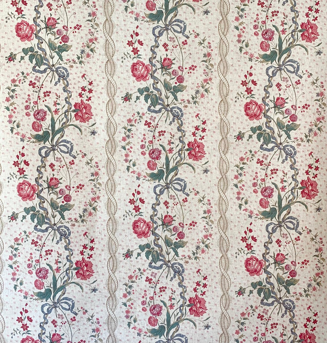 Cecilia Wallpaper by Watts 1874 in Meadow Rose - Paper-Backed Linen