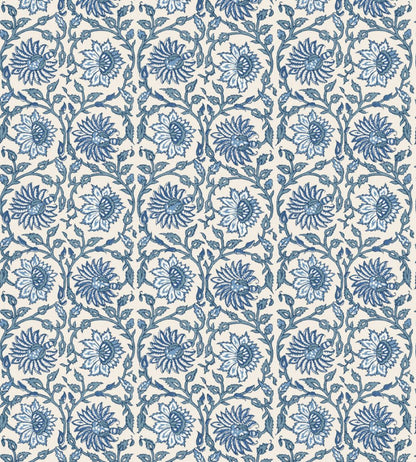 Cecily Wallpaper by GP & J Baker Indigo