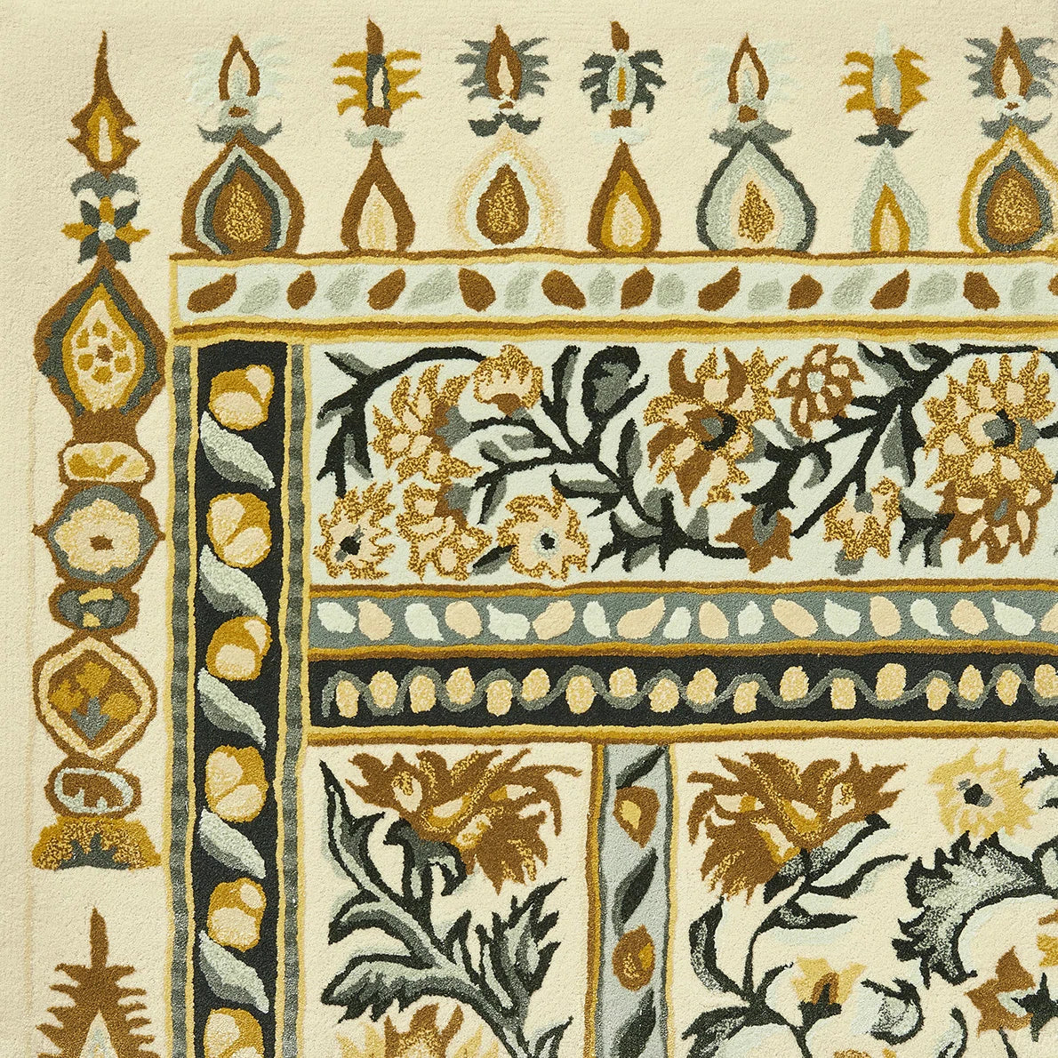 Cyrus Rug by Braquenié in Ocre (BT143001)