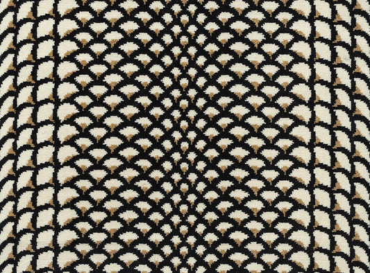 Ecailles le Manach Rug by Le Manach in Noir (LT121001)