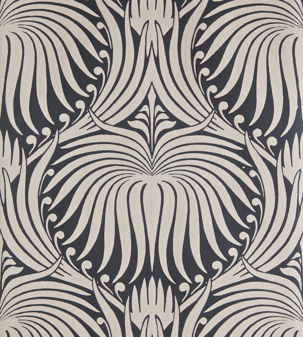Lotus Wallpaper by Farrow & Ball Off Black / Charleston Gray