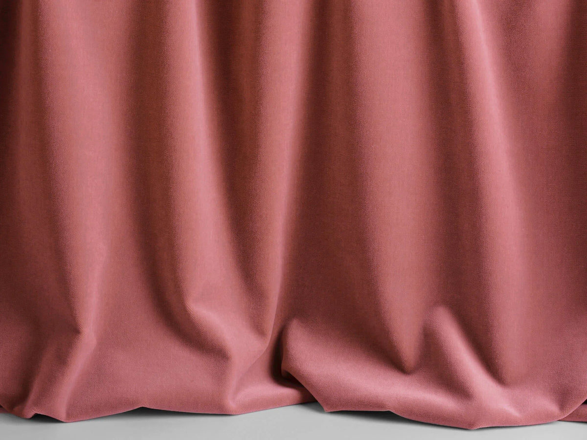 Fine Fabric by Pierre Frey in Pêche (F3210028)