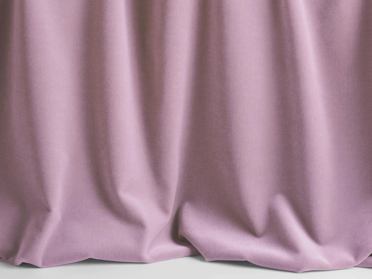 Fine Fabric by Pierre Frey in Piggy (F3210024)