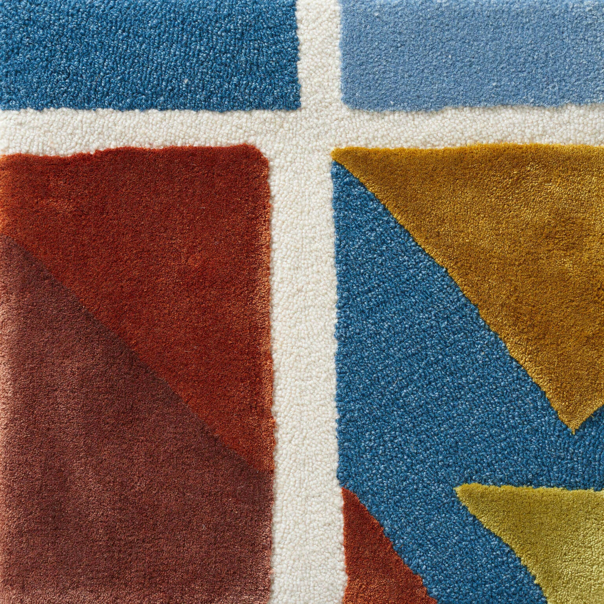 Hawa Rug by Pierre Frey in Multicolore (FT205002)