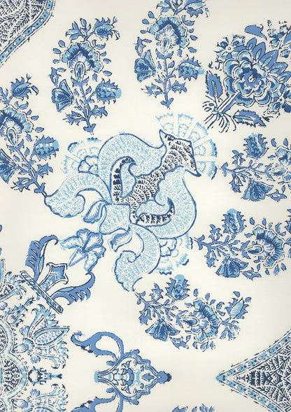 Isfahan Celeste Blue on Almost White wallpaper by Home Couture