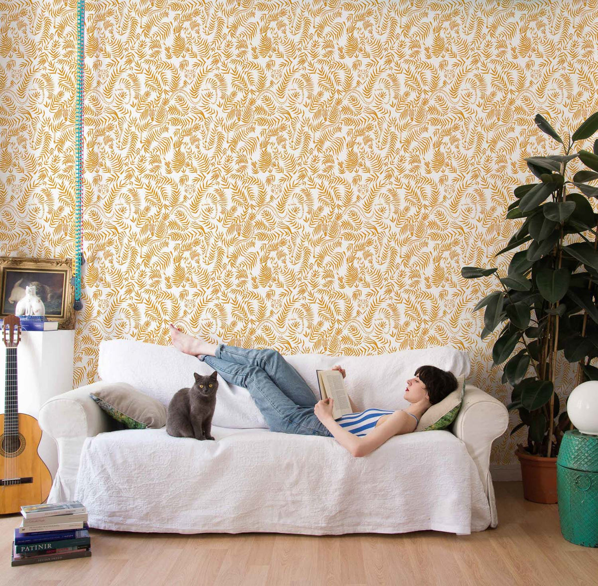 Jungle wallpaper by Coordonné in Blanco, shown in a styled room