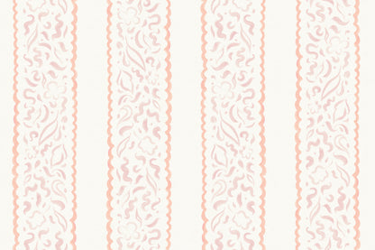 Lacey Pink mural by Hovia