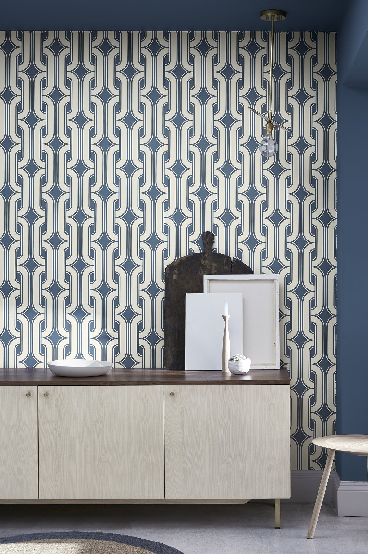 Lavaliers wallpaper by Little Greene in Low Wave