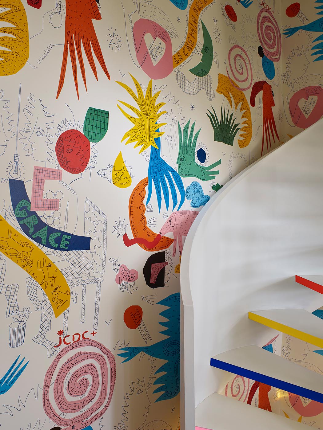 Le Chemin des Etoiles Wallpaper by Pierre Frey shown in a room setting (view 2)