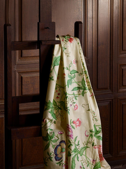 Le Paravent Chinois Chintz Fabric by Braquenié shown in a room setting (view 2)