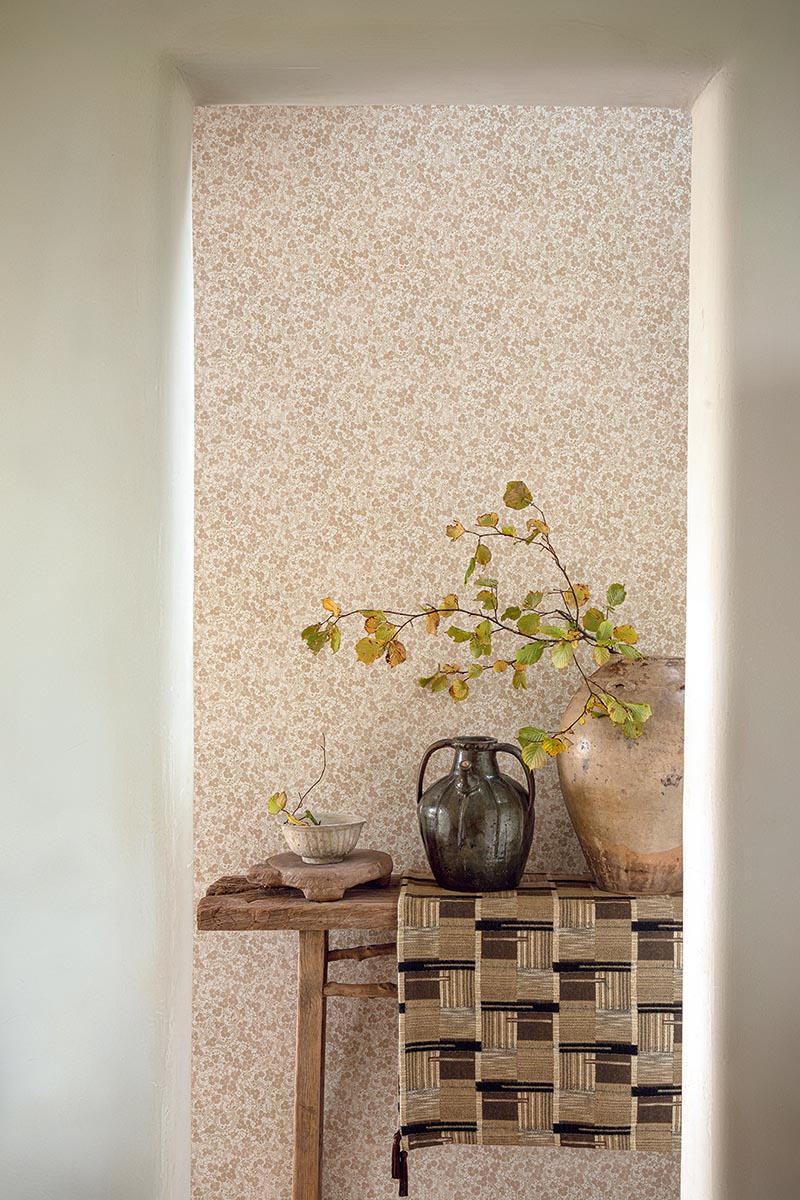 Les Fleurs de Cerisiers Wallpaper by Pierre Frey shown in a room setting (view 1)