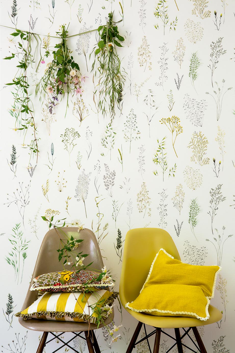 Les Graminees Wallpaper by Pierre Frey shown in a room setting (view 2)
