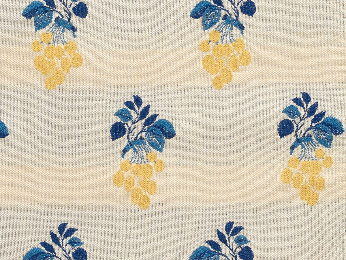 Les Guignes Fabric by Le Manach in Les Guignes B53/B21/B32/B32 (L3923B_LES_GUIGNES_Canevas_B53_B21_B32_B32_FE)