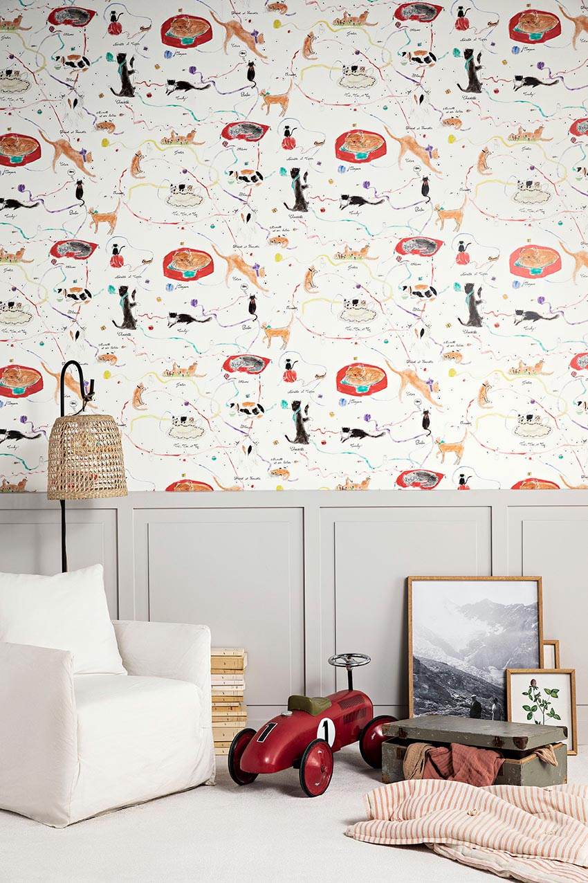 Les Petits Chats de Colette Wallpaper by Pierre Frey shown in a room setting (view 1)