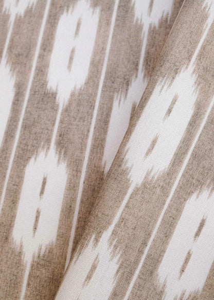 Llengües fabric by Coordonné in Cream, flat pattern view