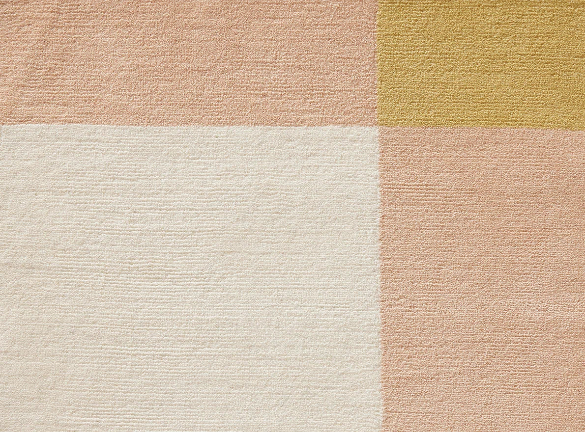 Mableton Rug by Pierre Frey in Or Rose (FT423001)