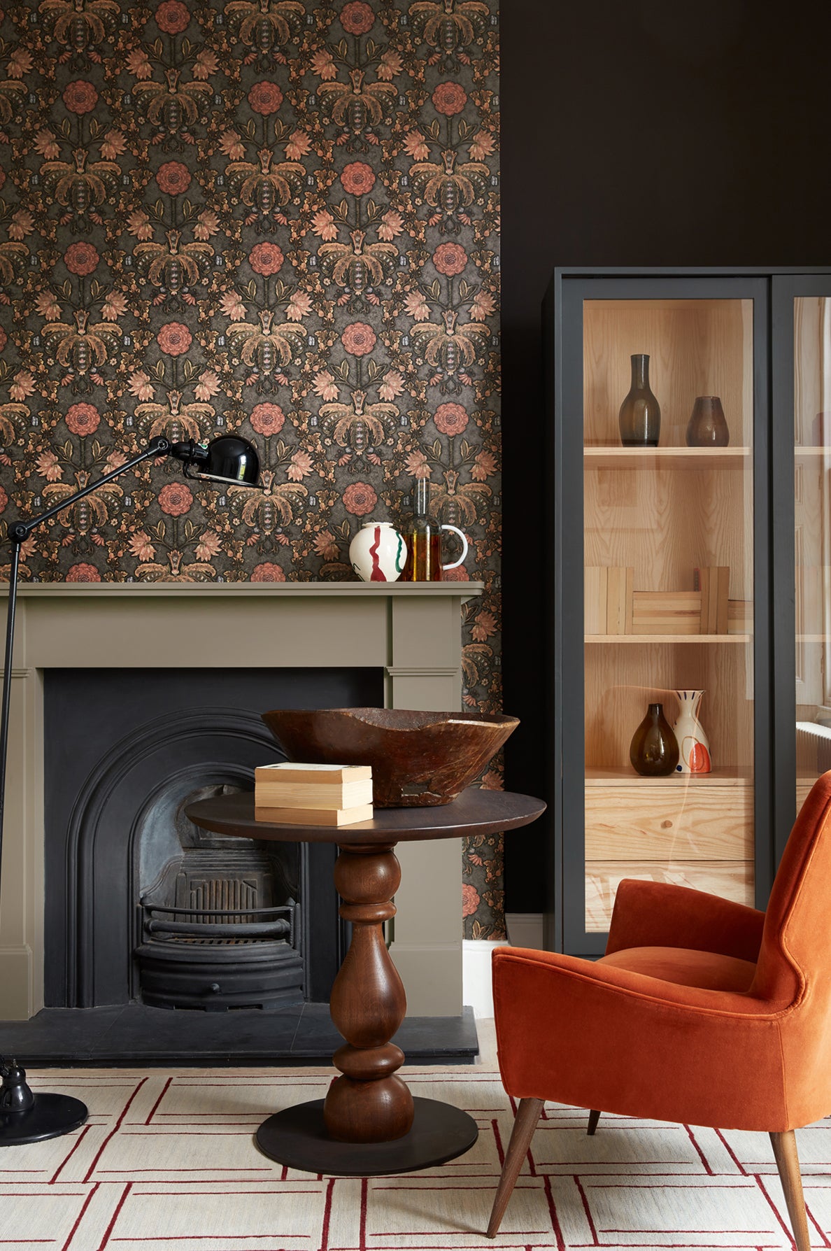New Bond Street wallpaper by Little Greene in Hide