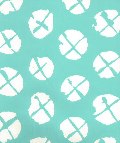 Obi II Reverse Turquoise on Almost White wallpaper by China Seas