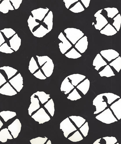 Obi II Reverse Black on Almost White wallpaper by China Seas