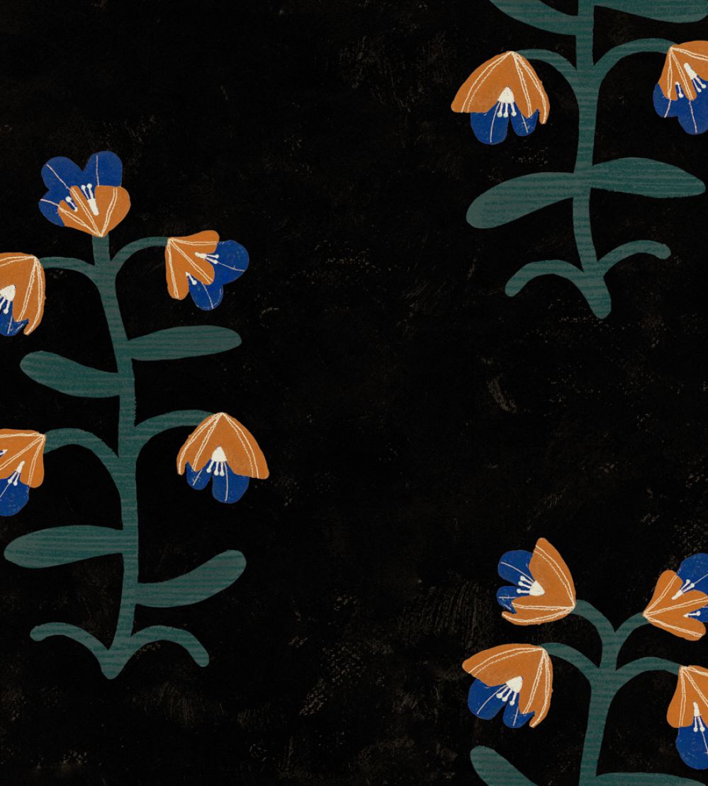 Pacific Blooming Wallpaper by Tres Tintas Black