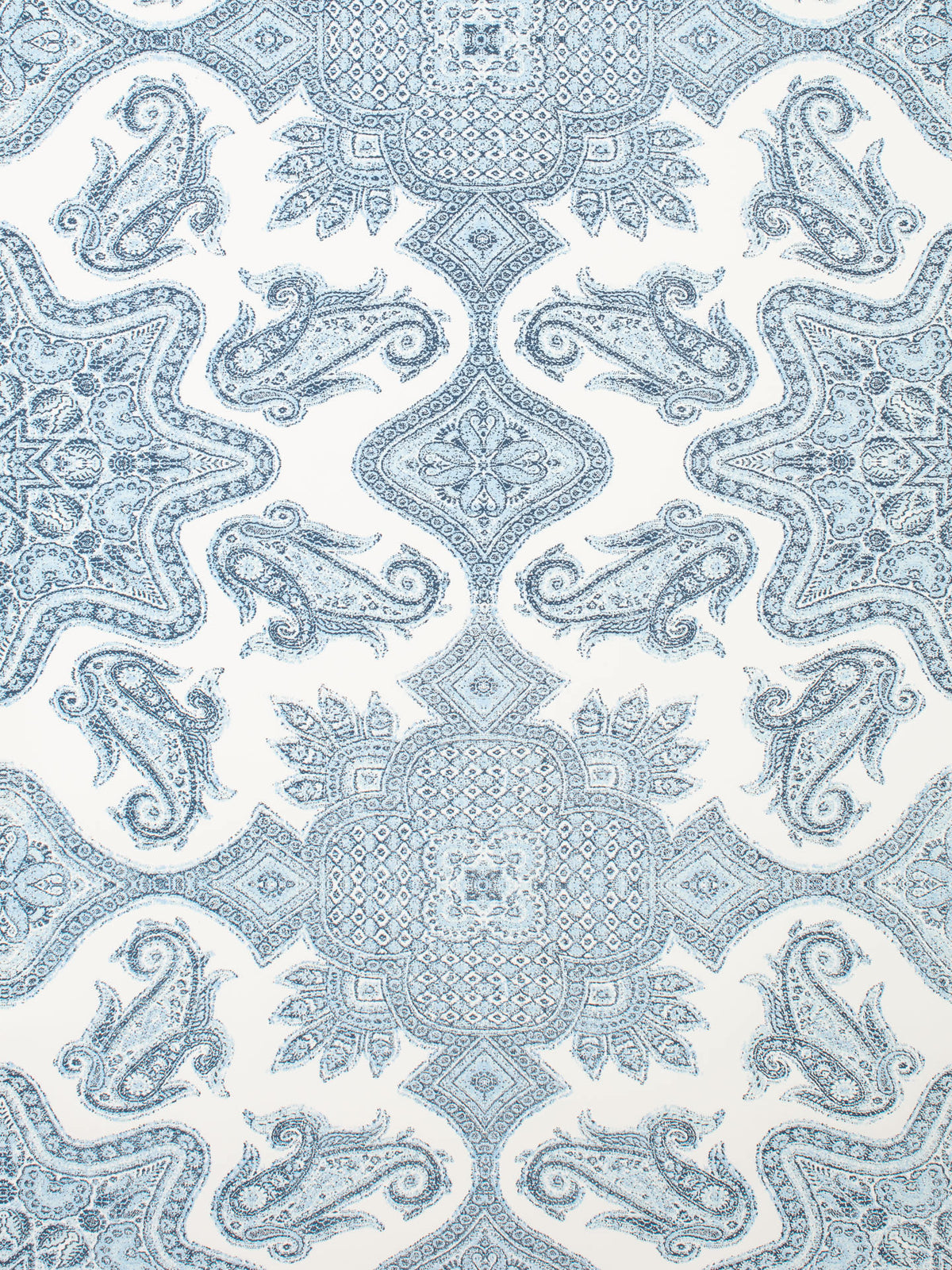 Parsa Pale Blues on Almost White wallpaper by Home Couture