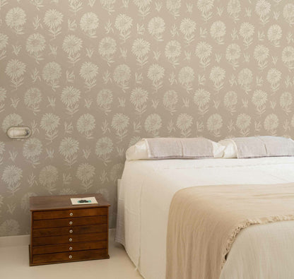 Parterre wallpaper by Coordonné in Cisne, shown in a styled room