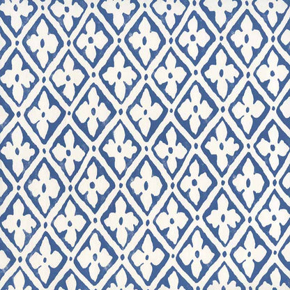 Puccini New Navy on Almost White wallpaper by Quadrille