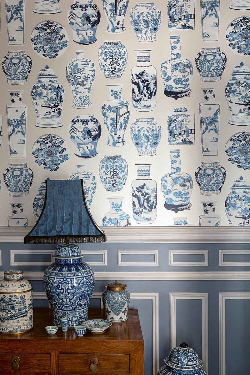 Qinghua Grand Wallpaper by Pierre Frey shown in a room setting