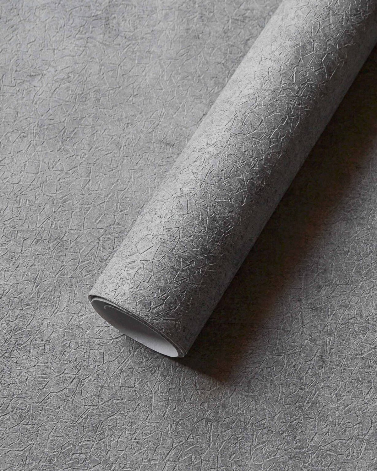 Riz wallpaper by Coordonné in Acier, shown in a styled room