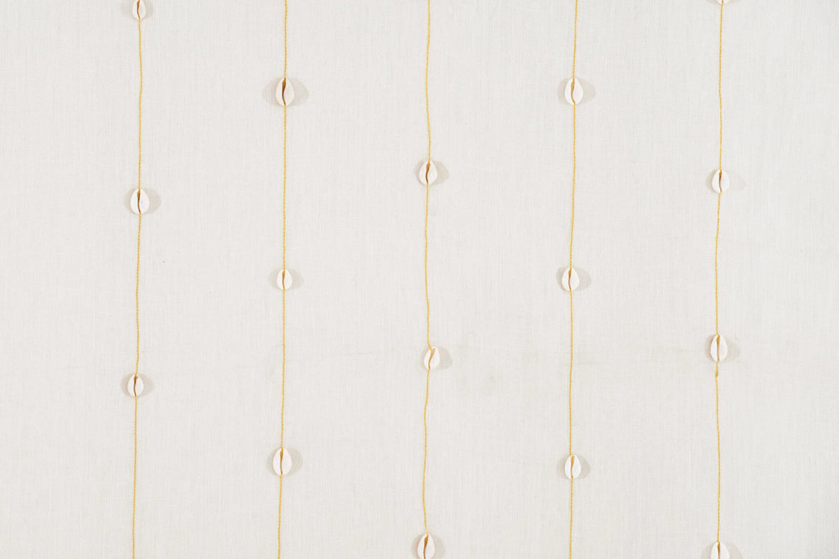 Sandy Fabric by Pierre Frey in Blanc/Jaune (F3022001)