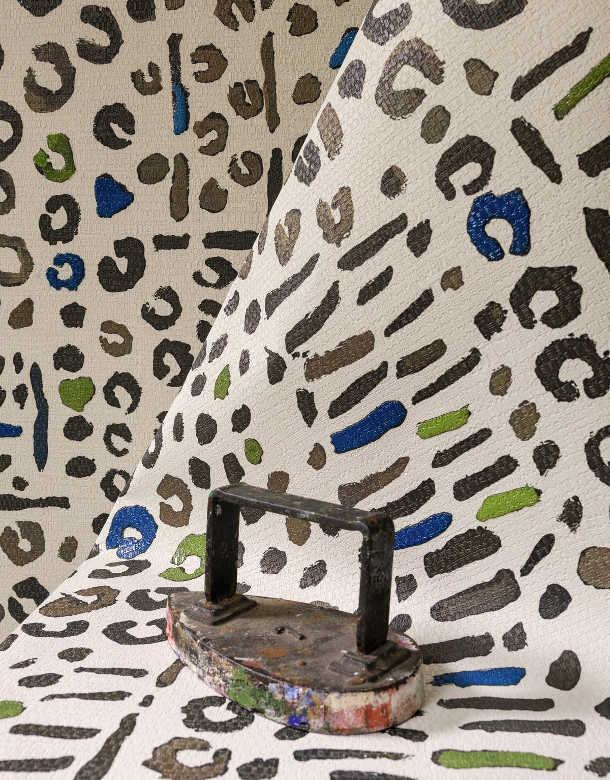 Savane Wallpaper by Pierre Frey shown in a room setting (view 2)