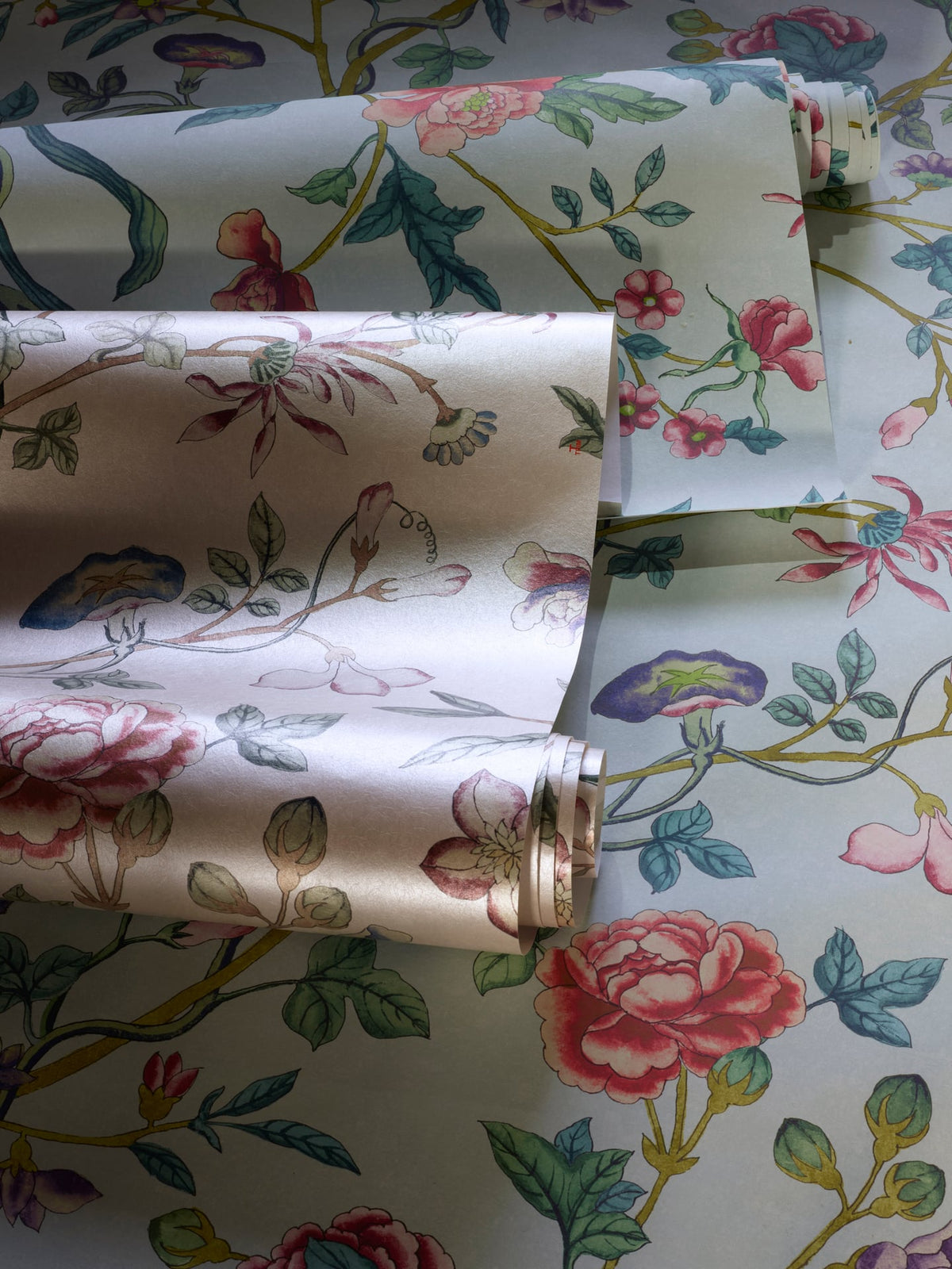 Sceaux Nacre Wallpaper by Pierre Frey shown in a room setting (view 2)