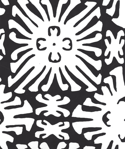 Sigourney Reverse Small Scale Black on White wallpaper by China Seas