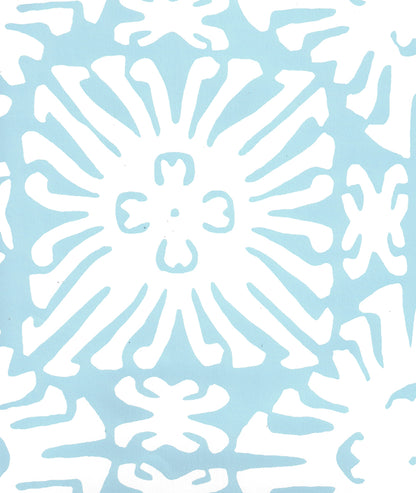 Sigourney Reverse Small Scale New Blue on White wallpaper by China Seas