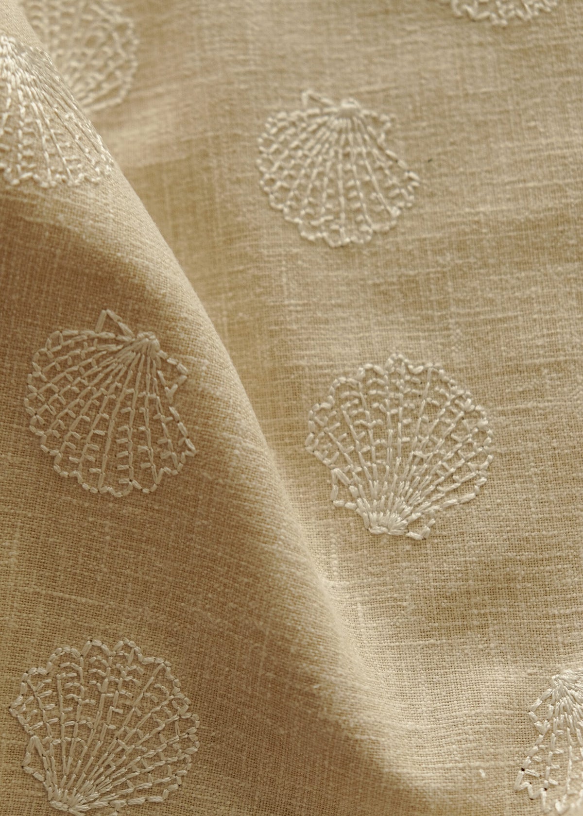 Sta Maria fabric by Coordonné in Arena, flat pattern view