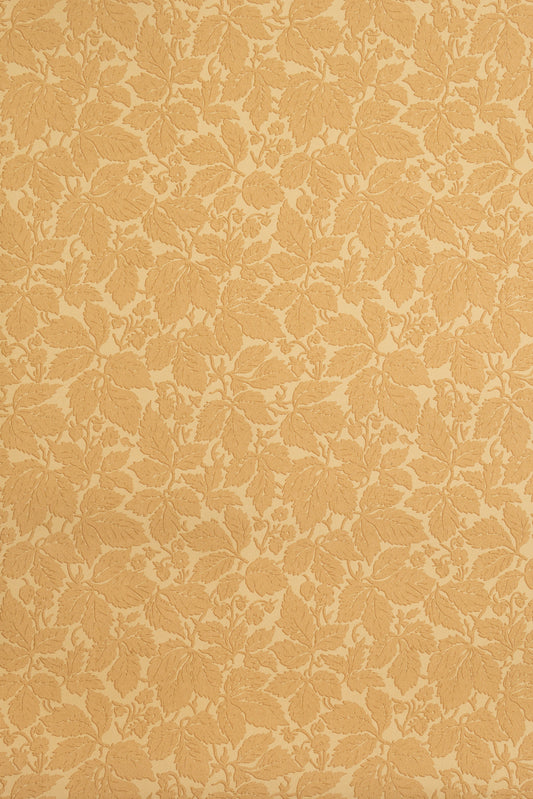 Strawberry Wood Wallpaper by Jean Monro in Dulce