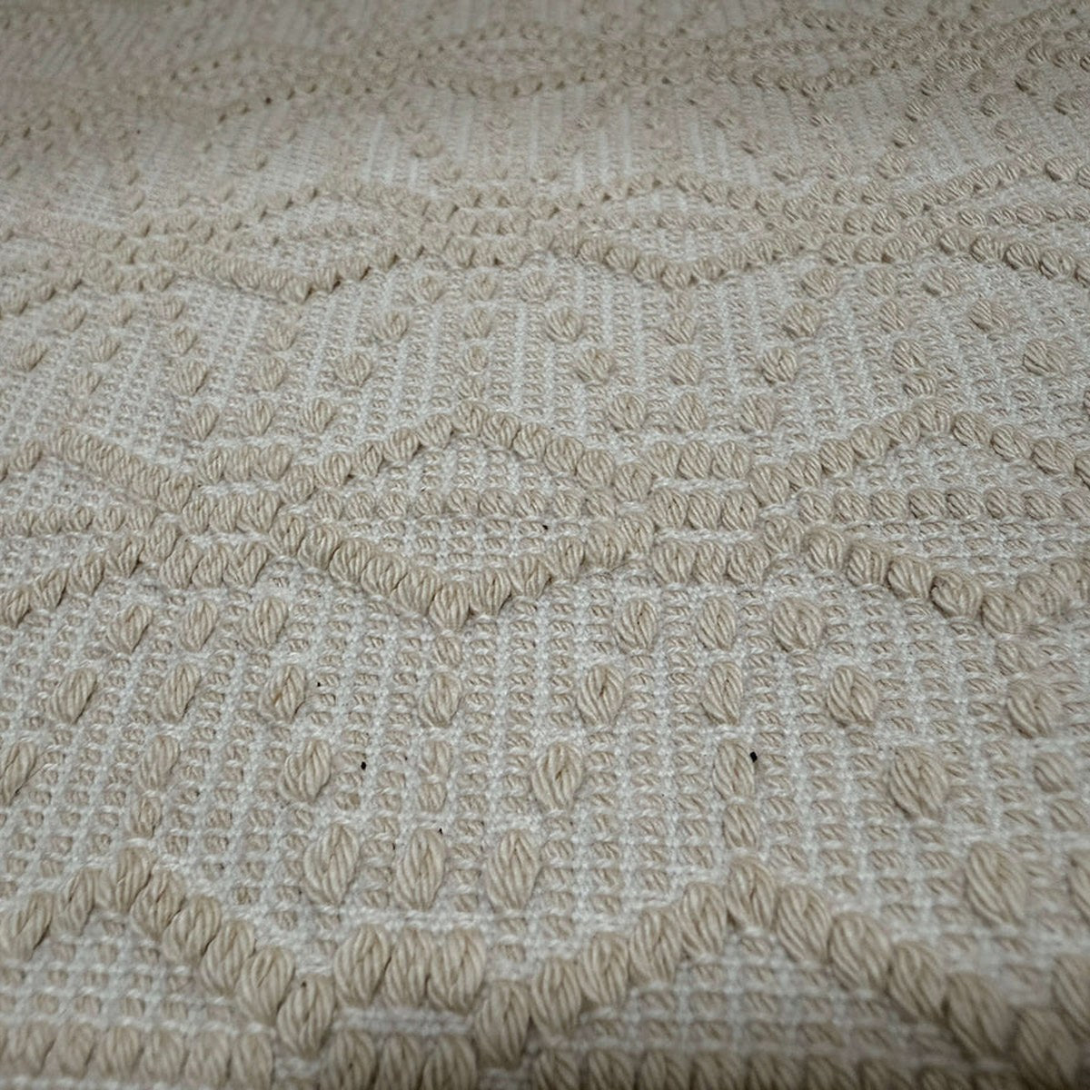 The ReBorn House TRH5783 Asanoha Sashi-Ori Heavyweight Kinari Cotton in Kinari Ecru, colorway TRH5783.A, flat fabric swatch