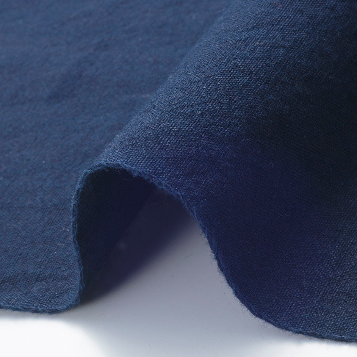 The ReBorn House TRH5801 Atsuji Fushi-Ori Heavyweight Aizome Cotton in Hanada Indigo Navy, colorway TRH5801.B, flat fabric swatch