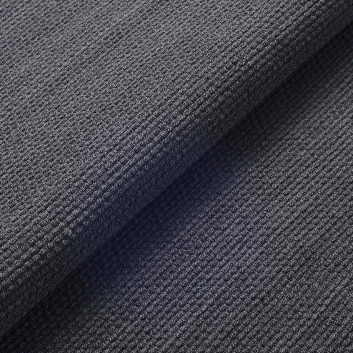 The ReBorn House TRH5804 Sashi-Ori Heavyweight Woven Sashiko Cotton in Sumi Charcoal, colorway TRH5804.B, flat fabric swatch