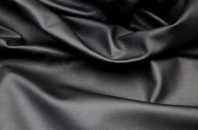 TRH-L1136 Black supple waxy-feel upholstery leather hide, detail view 2