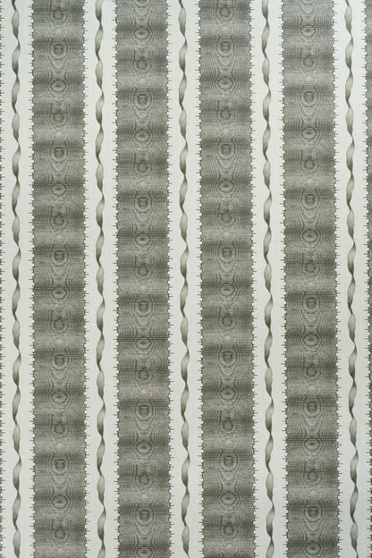 Twist & Shout Wallpaper by Jean Monro in Green Olive
