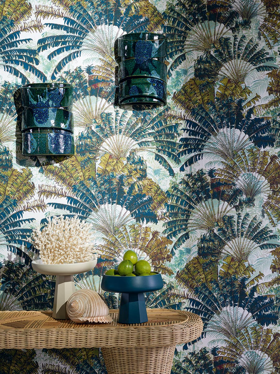 Wallpaper les Paniers Fleuris by Pierre Frey shown in a room setting (view 1)