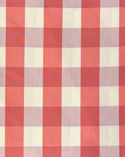 Yvette Fabric by Fleurons d'Hélène in Fuschia